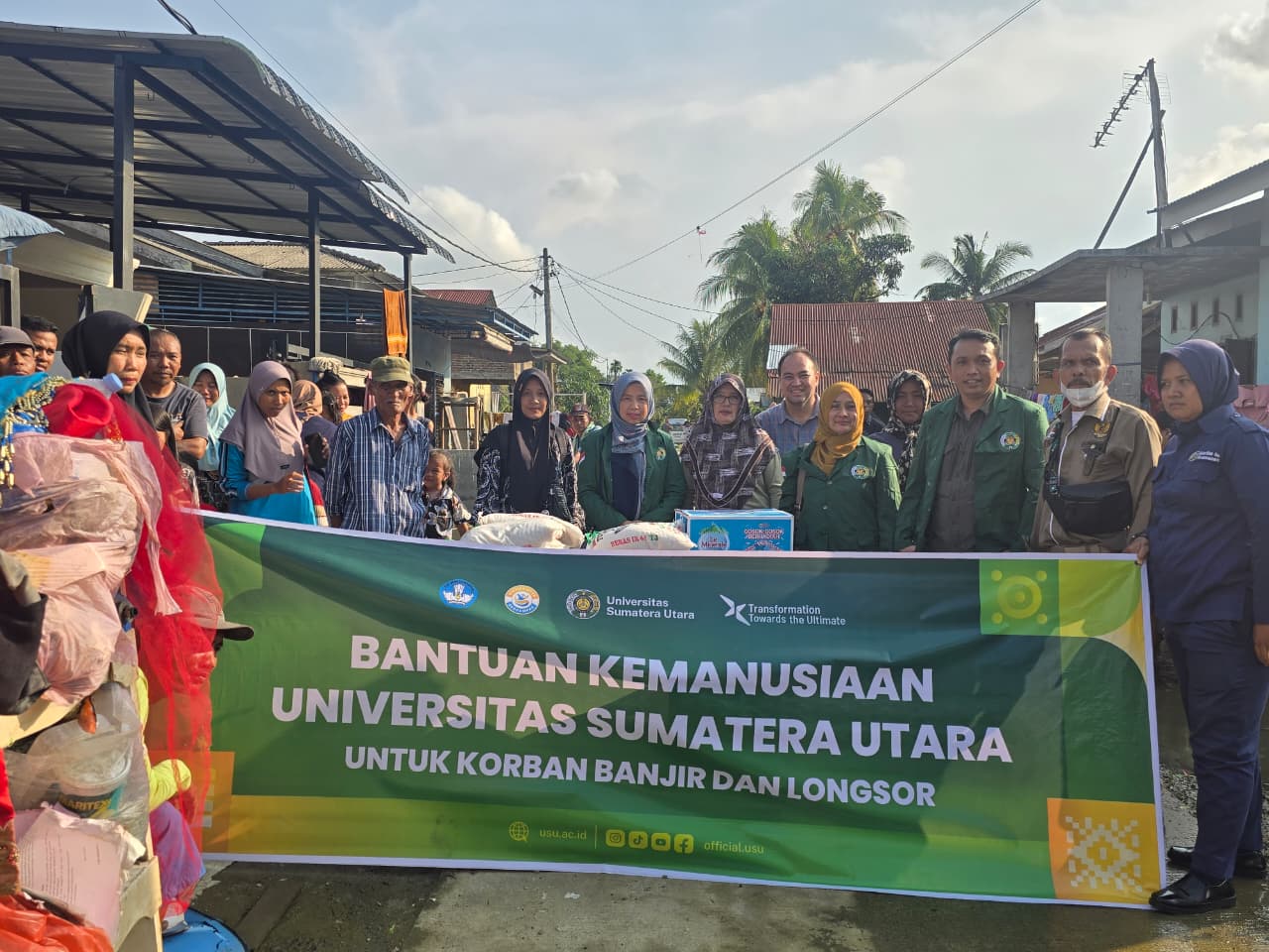 The 'USU Peduli' Action in Marelan on December 7, 2025.